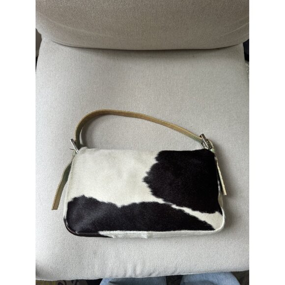 Fendi Cow Print Baguette - Picture 8 of 8